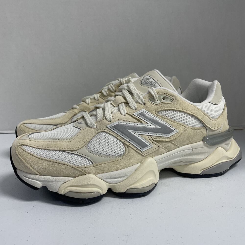 New Balance 9060 Calcium Sea Salt U9060WNB Size 11.5 Mesh Chunky White Tan Shoe